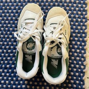New Balance 550 Green White leather